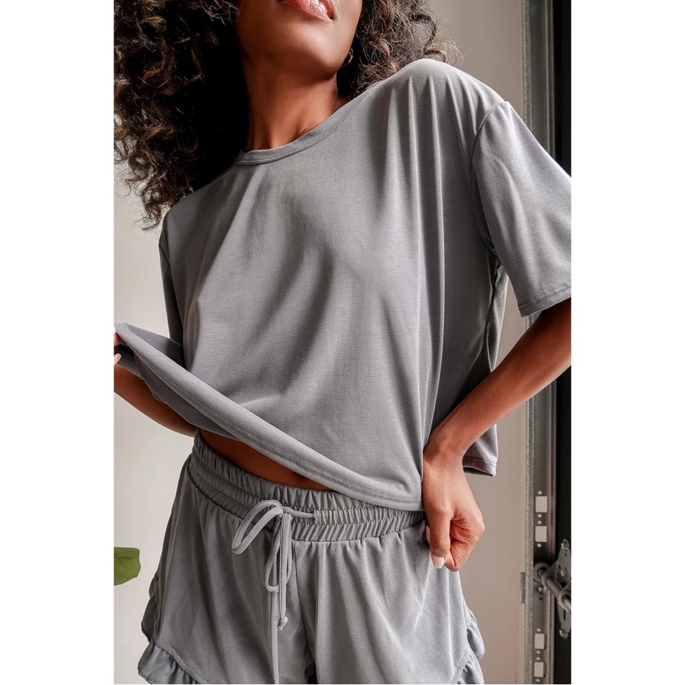 NWT! Lulu’s - Time to Relax Charcoal Grey Cropped Tee - Size XL